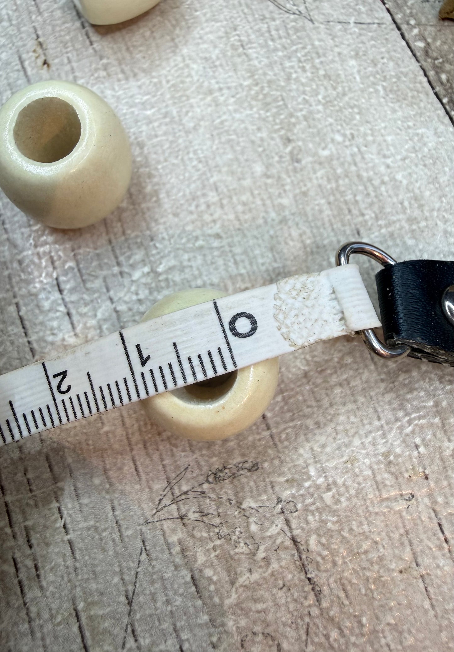 Wooden Beads - Cream 8mm Hole - Ceredigion Dreadlocks