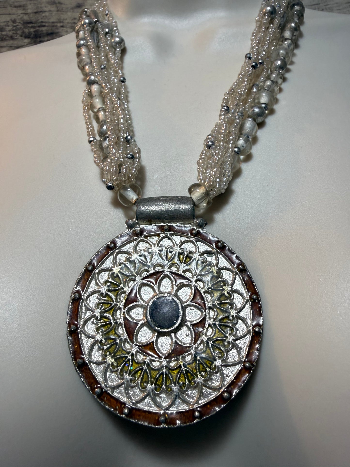 Glass Beaded Flower Necklace - Ceredigion Dreadlocks