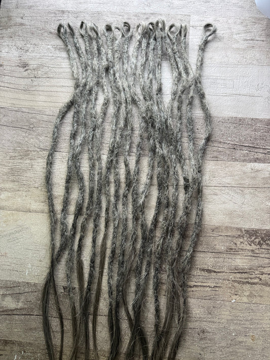 Susie : x16 looped raw dreadlock extensions - Ceredigion Dreadlocks