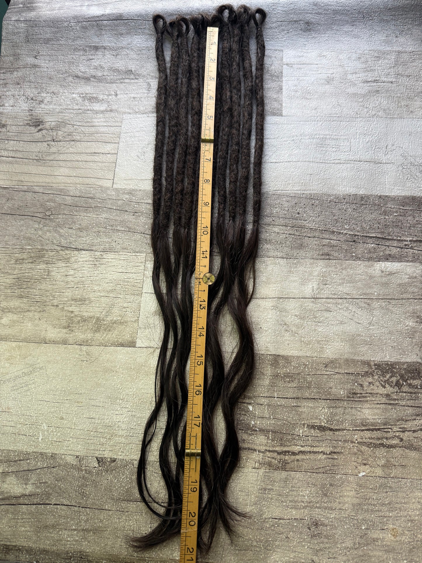 Teakay: x10 looped dreadlock extensions