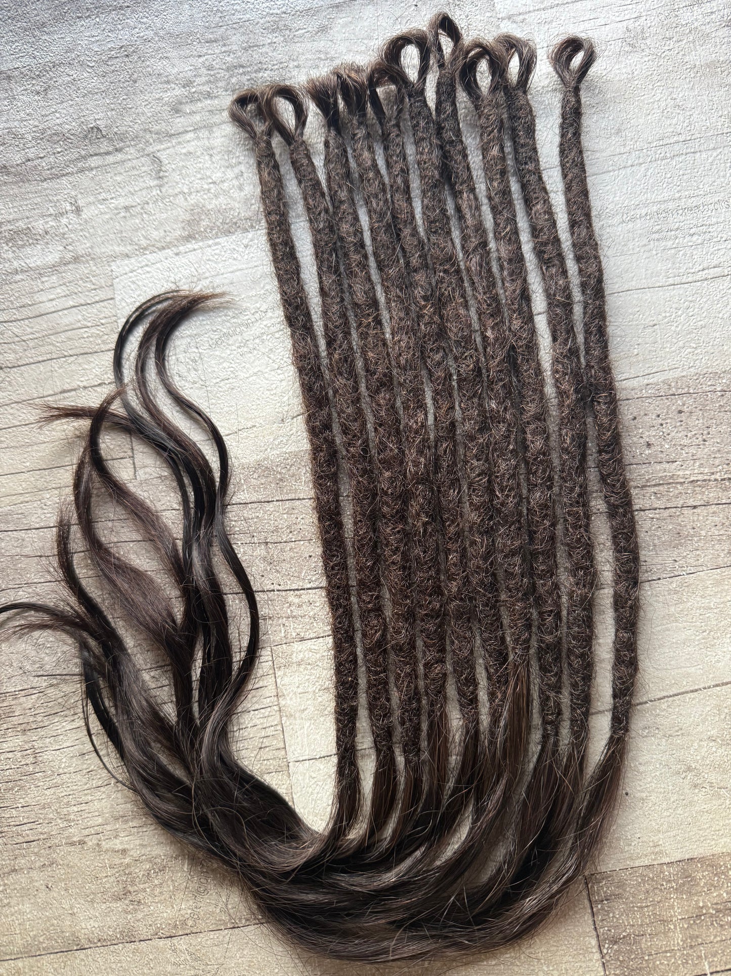 Teakay: x10 looped dreadlock extensions