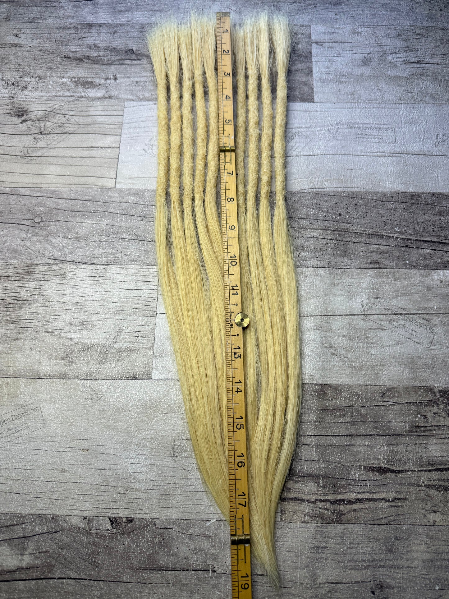 Light Blonde Extensions 18 Inch