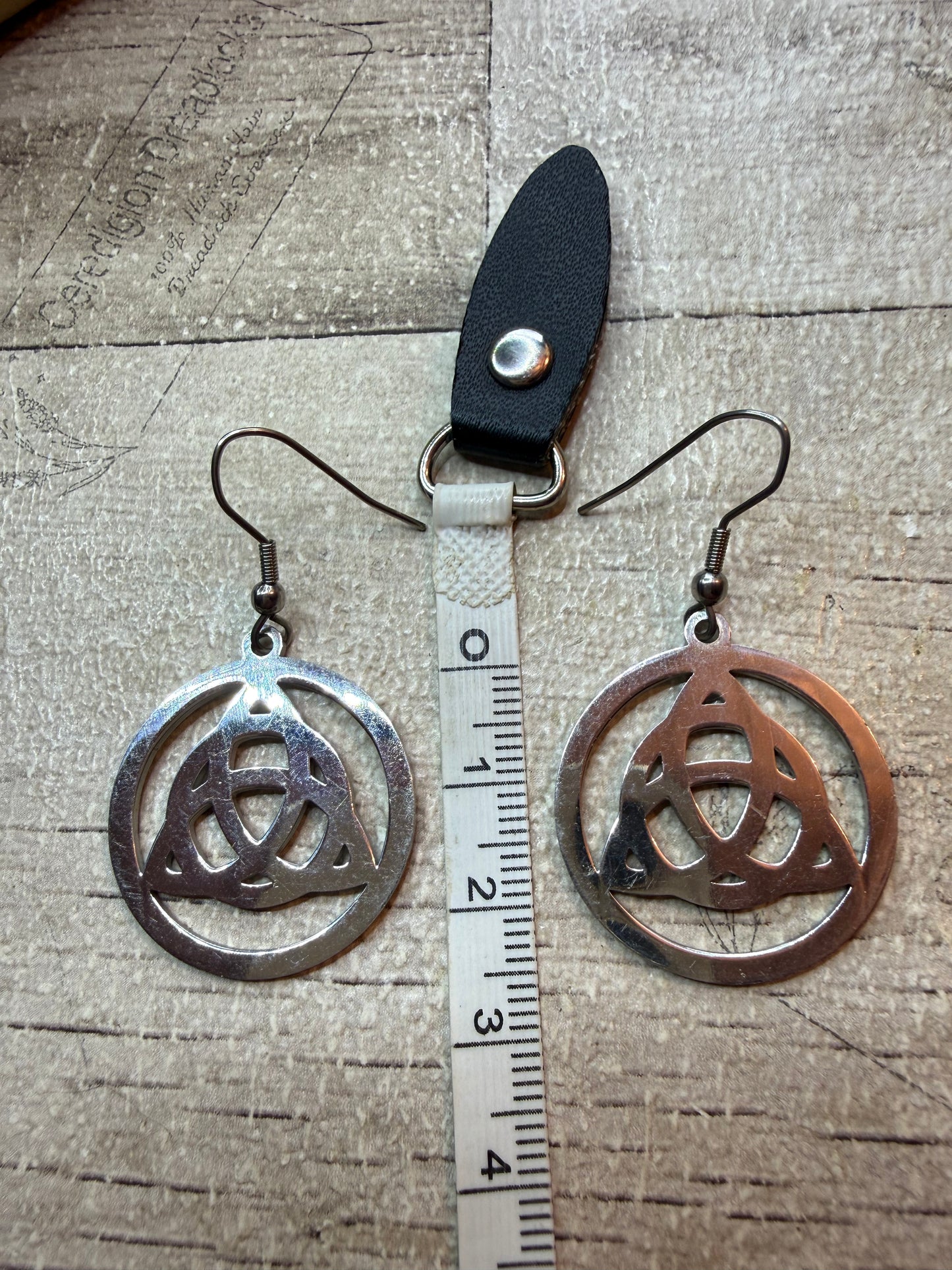 Silver Celtic Knot Earrings - Ceredigion Dreadlocks